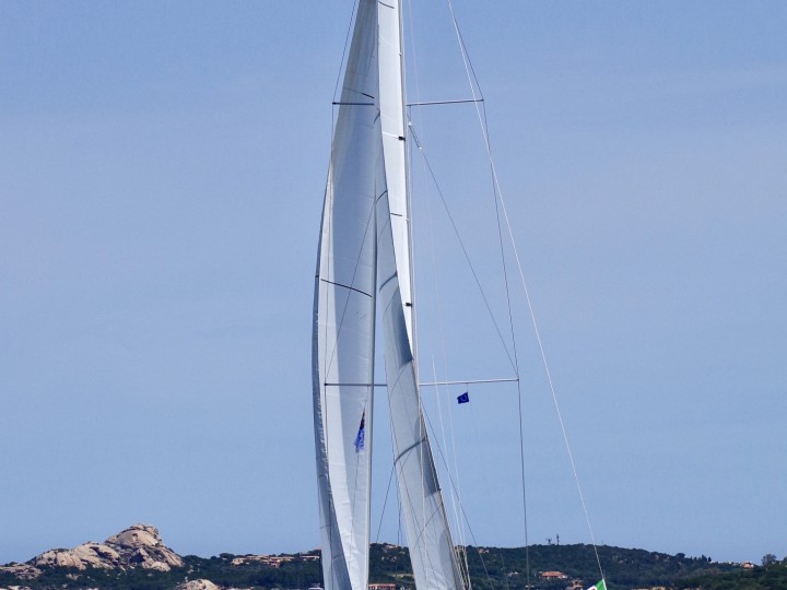 Rent a Dufour Dufour 430 Cannigione