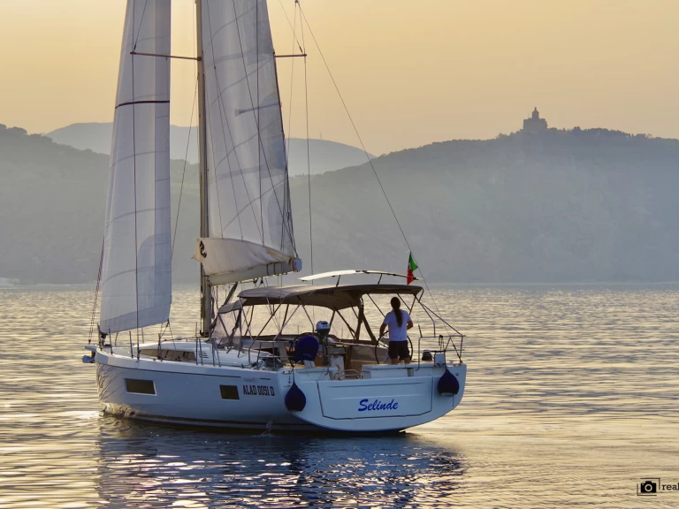 Rent a Bénéteau Oceanis 51.1 Furnari