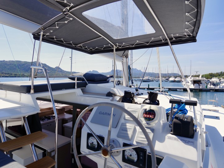 Catamaran for rent Cannigione at the best price