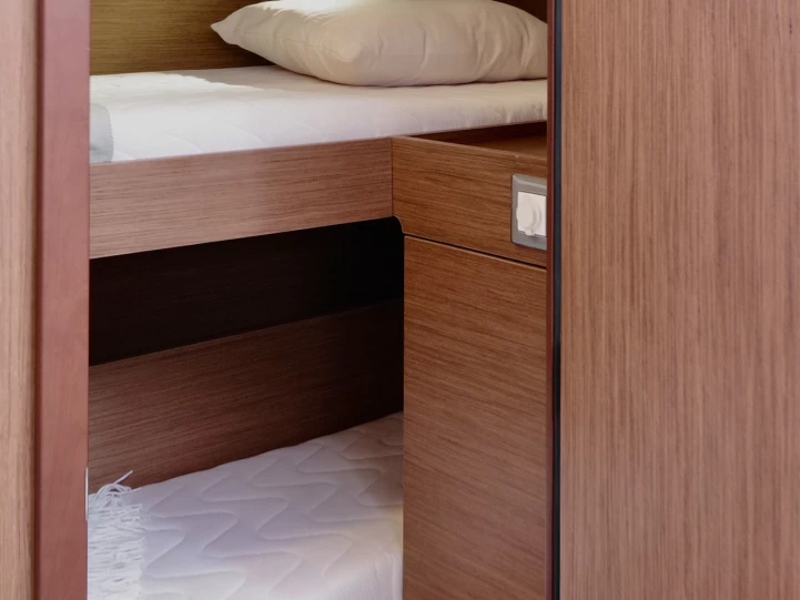 Boat rental Bénéteau Oceanis 46.1 in Furnari on Samboat