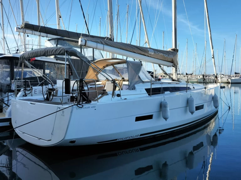Sailboat rental with or without captain Dufour Castellammare di Stabia