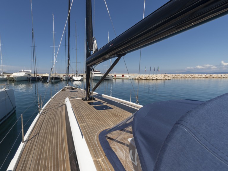 Bareboat Rental Sailboat Solaris with a boat licence