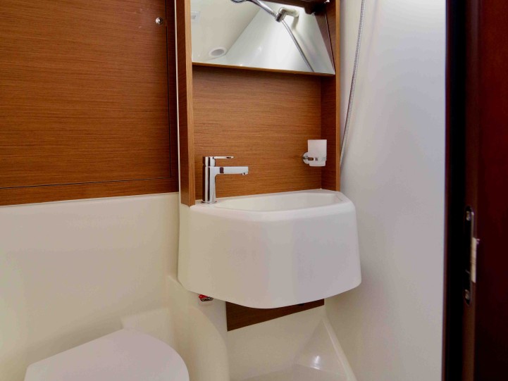 Bénéteau Oceanis 51.1 charter bareboat or captained in  Castellammare di Stabia