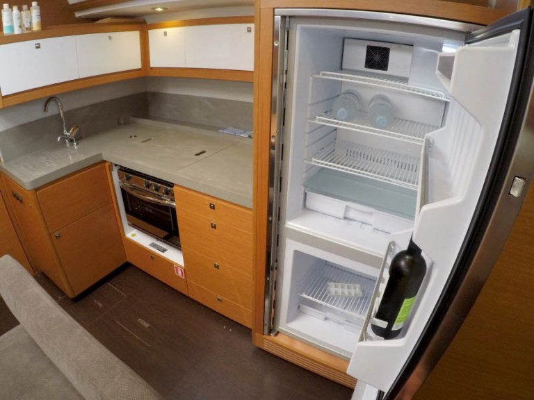 Bareboat Rental Sailboat Dufour with a boat licence