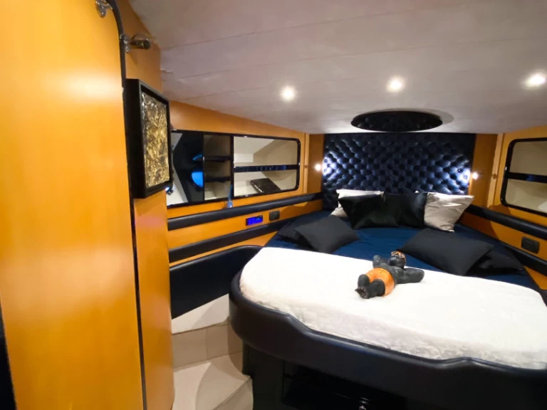 Rent a Cantieri Sarnico 45 Sant Antoni de Portmany