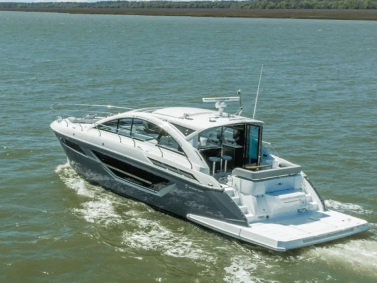 Luxury Yacht rental in West Palm Beach - Cantius 50 Cantius