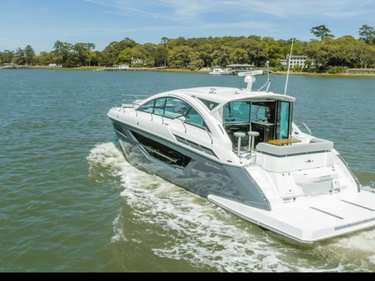 Luxury Yacht rental with or without captain Cantius West Palm Beach
