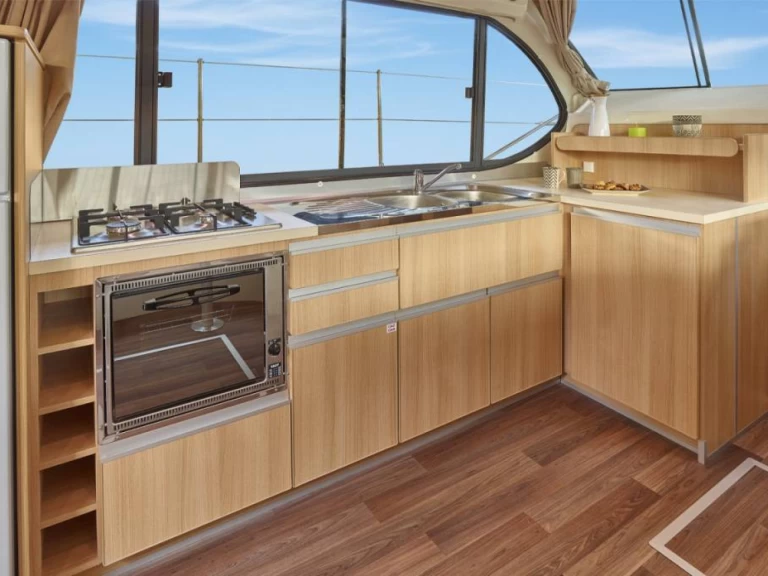 Houseboat for rent Saverne at the best price
