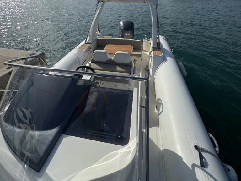 Boat rental Capelli Tempest 850 Open in Golfe-Juan on Samboat