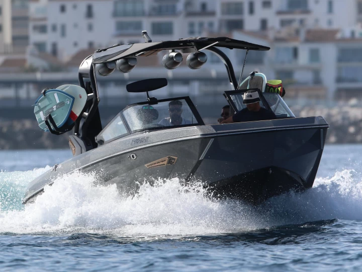 Air 45 charter bareboat or captained in  Puerto Banús