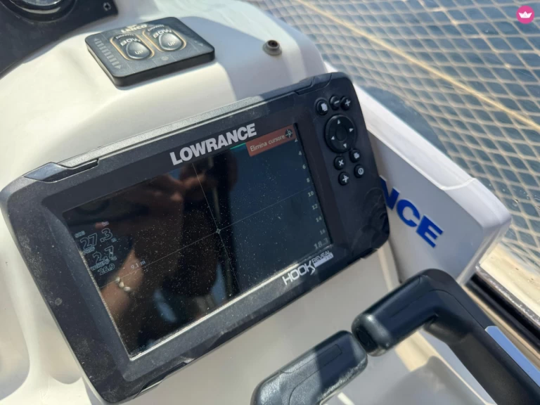 Motorboat rental with or without captain Bavaria Palermo