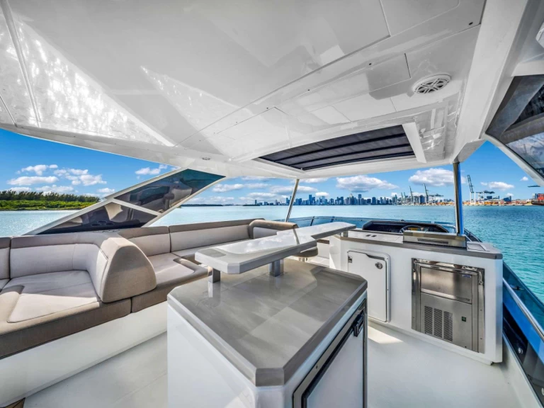 Boat rental Galeon Optimus Prime in Delray Beach on Samboat