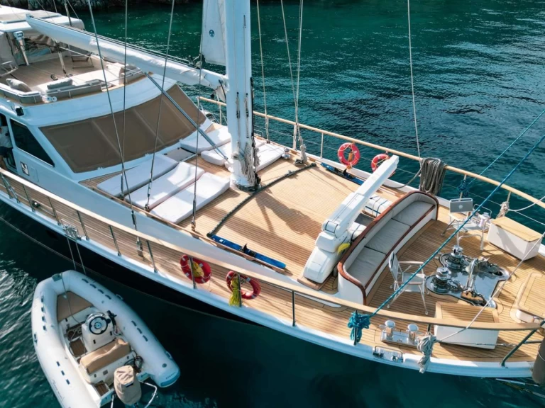 Yacht charter Bodrum cheap LUJA