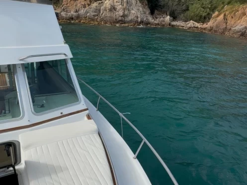 Motorboat rental with or without captain Fibresport Badalona