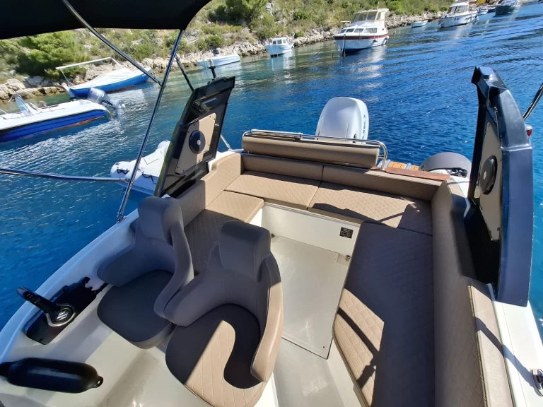 Rent a Barracuda Aquamax B23F Hvar
