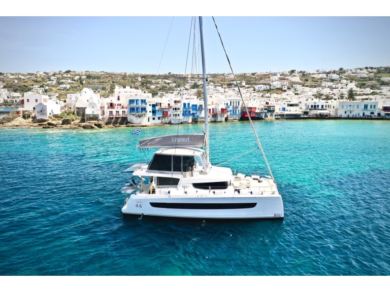 Bareboat Rental Catamaran Bali with a boat licence