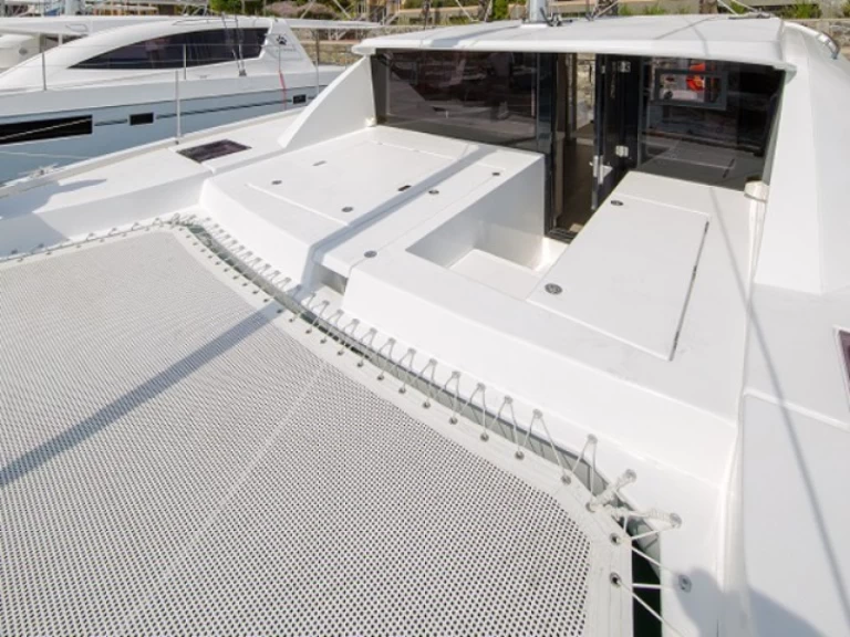 Leopard Leopard 40 in Ao Po on SamBoat