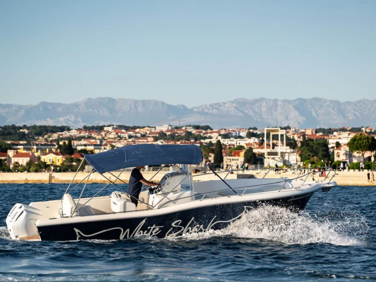 Motorboat rental with or without captain Kelt Zadar