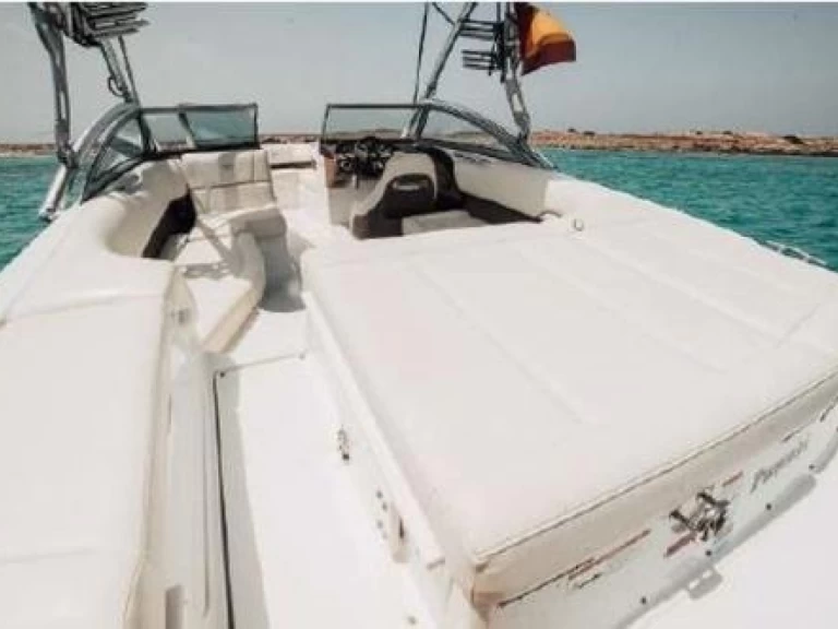 Yacht charter Ibiza Town cheap 220