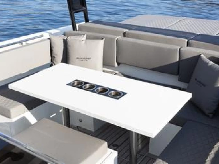 D36 De Antonio in Ibiza Town on SamBoat