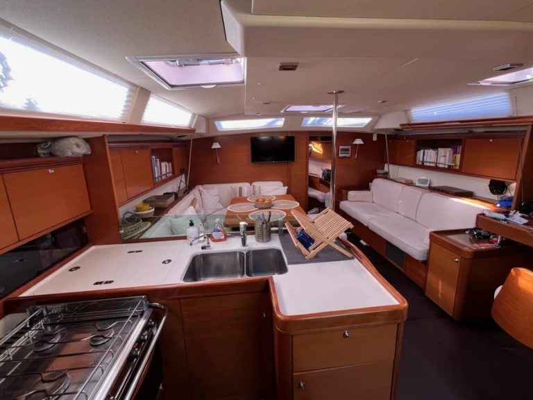 Yacht charter Gruissan cheap Dufour 485 Grand Large