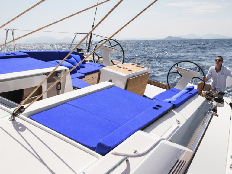 Bareboat Rental Sailboat Bénéteau with a boat licence