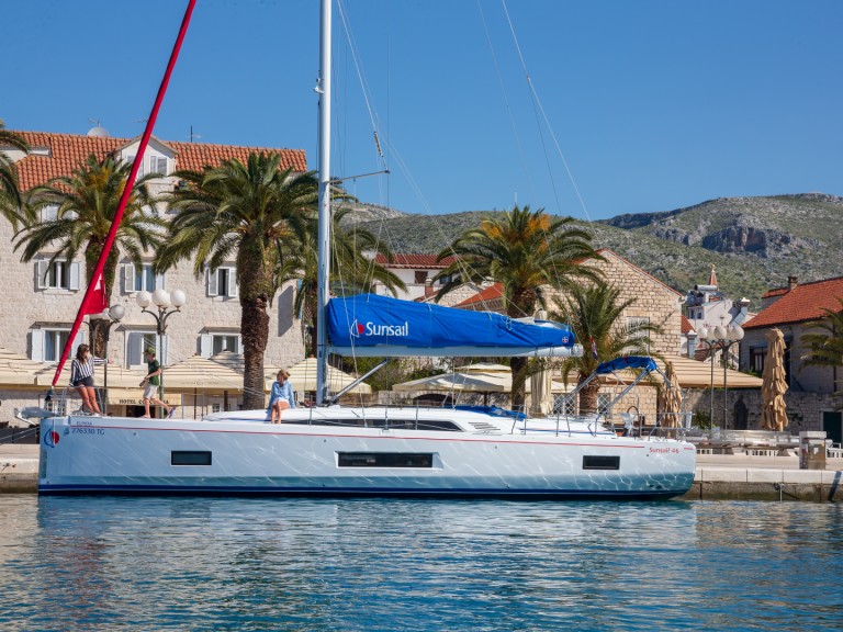 Bénéteau Oceanis 461 charter bareboat or captained in  Piraeus