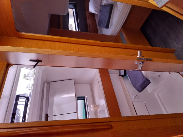Sailboat rental in Volos - Dufour Dufour 41