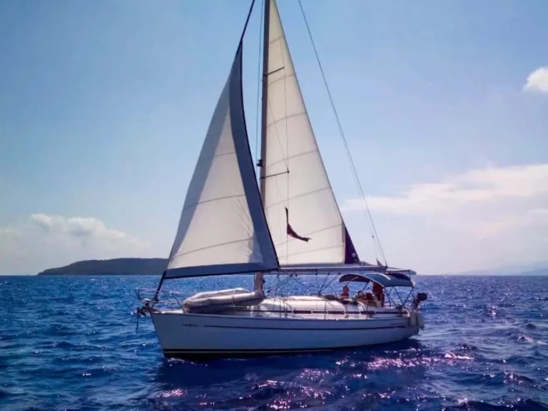 Rent a Bavaria Bavaria 33 Nikiána