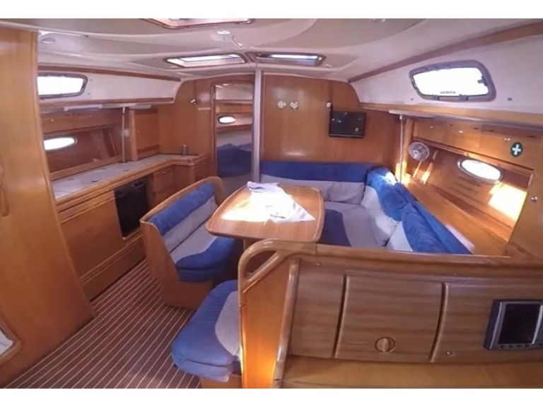 Sailboat rental with or without captain Bavaria Nikiána