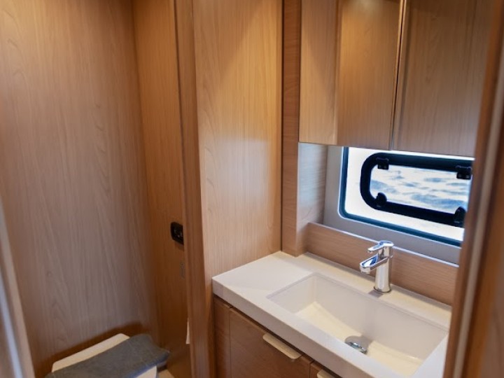 Catamaran for rent Paros (Island) at the best price