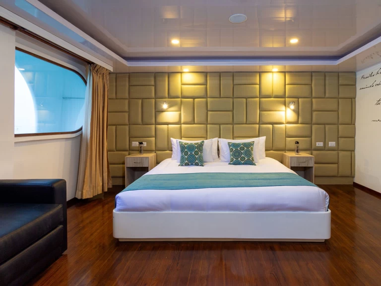 Luxury Yacht rental in Baltra Island -  Power Cat - Petrel Cabin