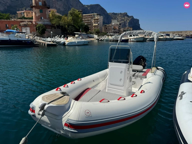 Yacht charter Palermo cheap Asoral AL 100