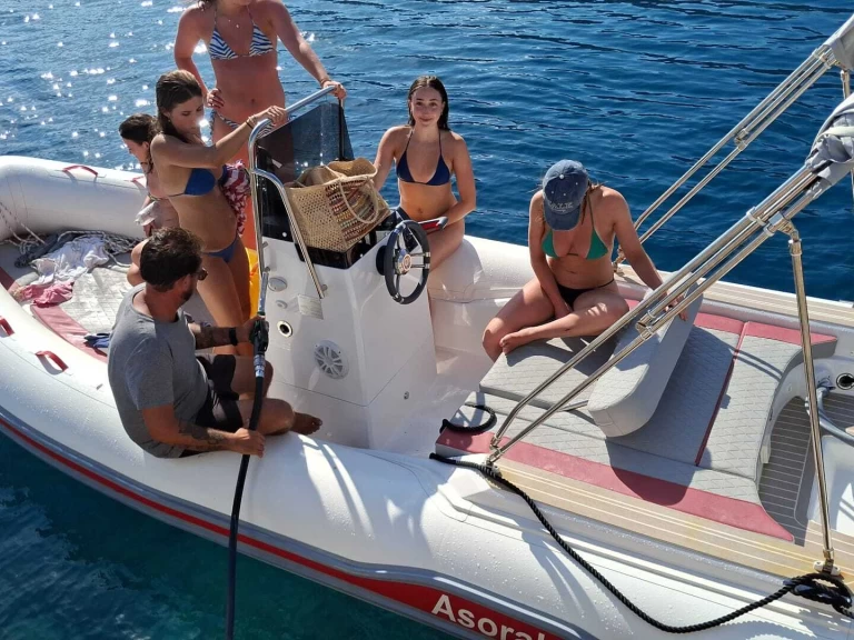 Bareboat Rental RIB Marel with a boat licence