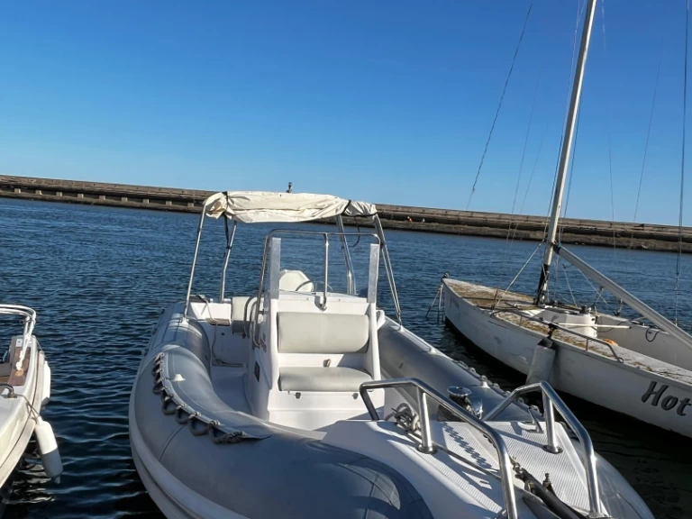 Sacs Madras 750 in Cagliari on SamBoat