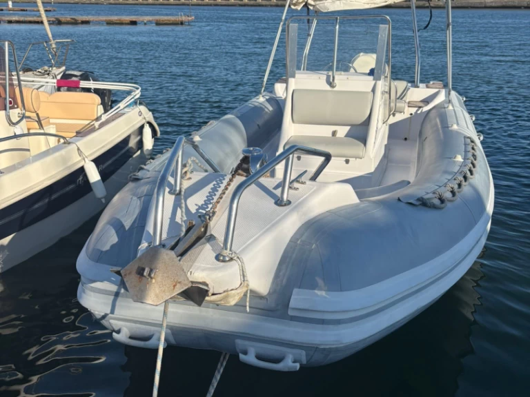 RIB rental in Cagliari - Sacs Madras 750