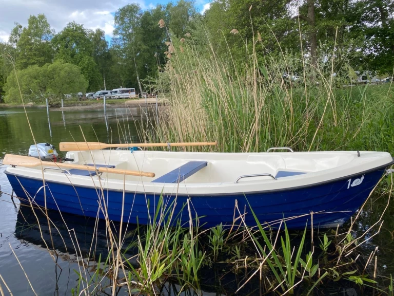 Yacht charter Waren (Müritz) cheap Schnecke