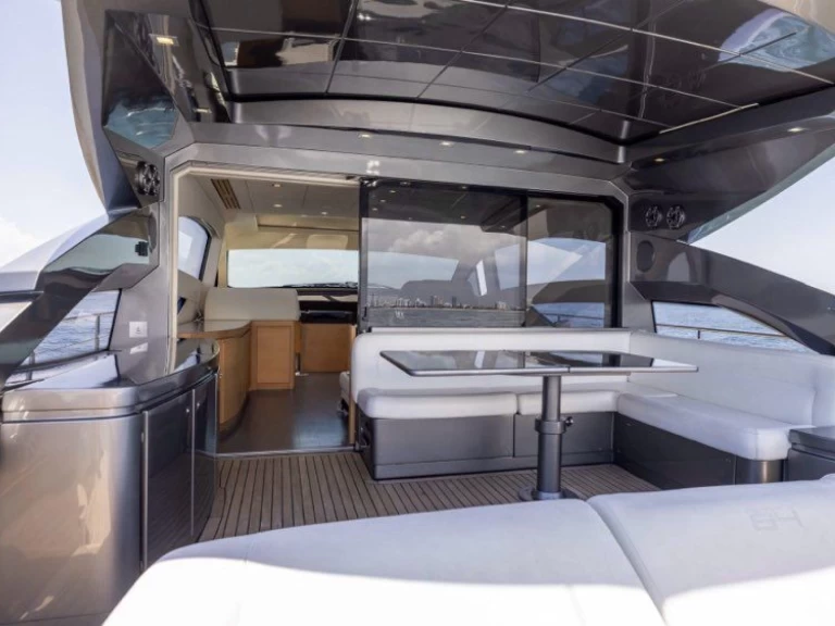 Motorboat rental in Antibes - Pershing Pershing 64