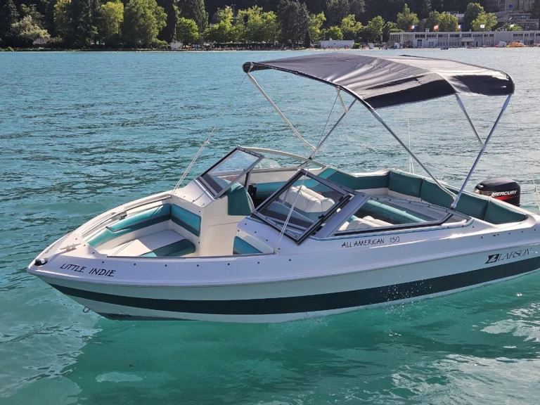 Motorboat rental with or without captain Larson Annecy