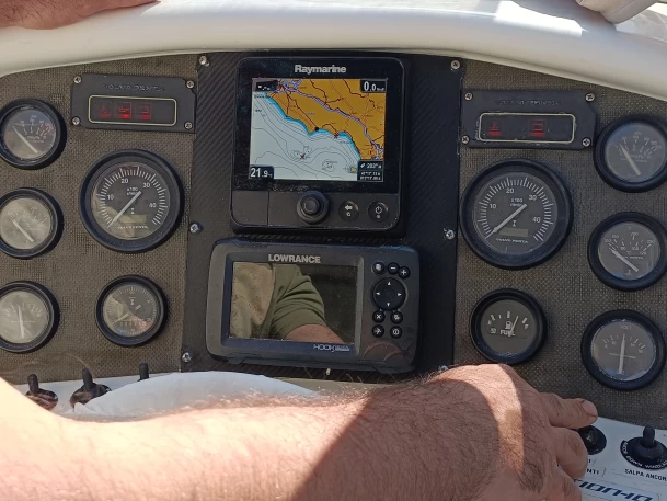 Bareboat Rental Motorboat PRIMATIST By Bruno Abbate with a boat licence