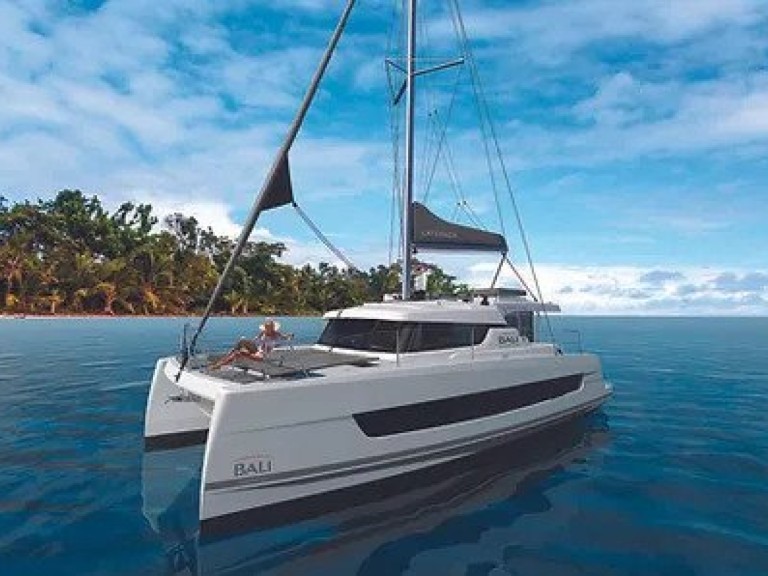 Bareboat Rental Catamaran Bali with a boat licence