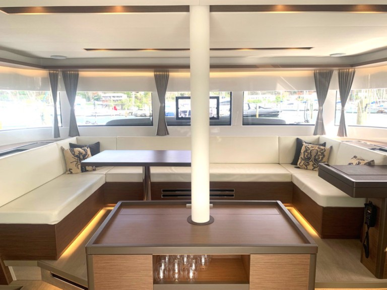 Yacht charter Tortola cheap Lagoon 50