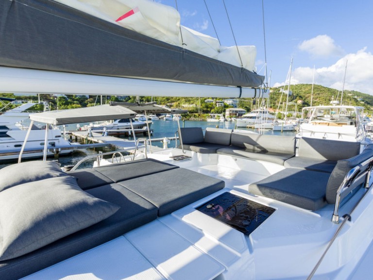 Boat rental Fountaine Pajot Elba 45 in Tortola on Samboat