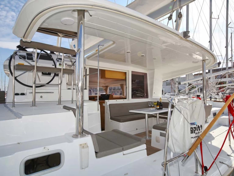 Catamaran rental with or without captain Lagoon Trogir