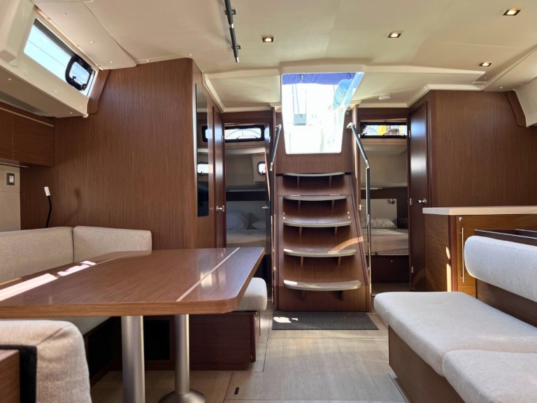 Rent a Bénéteau Oceanis 51.1 Furnari
