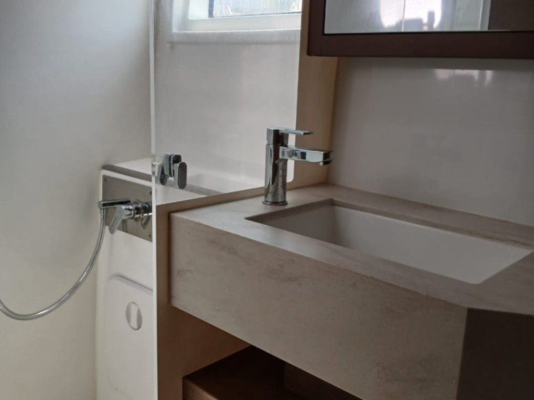 Catamaran for rent Lávrio at the best price