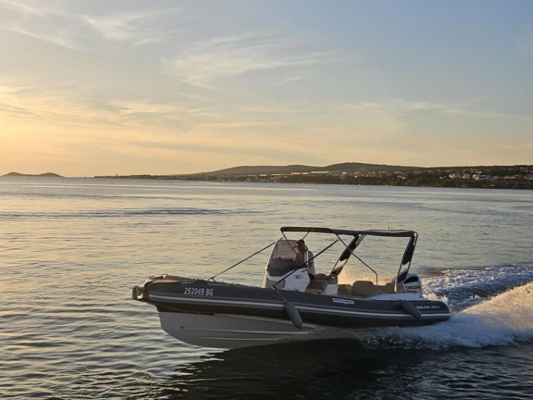 Rent a Salpa Salpa Soleil 24.5 Tkon