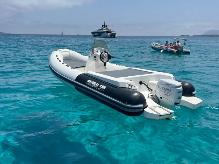 Motorboat for rent Porto Rotondo at the best price