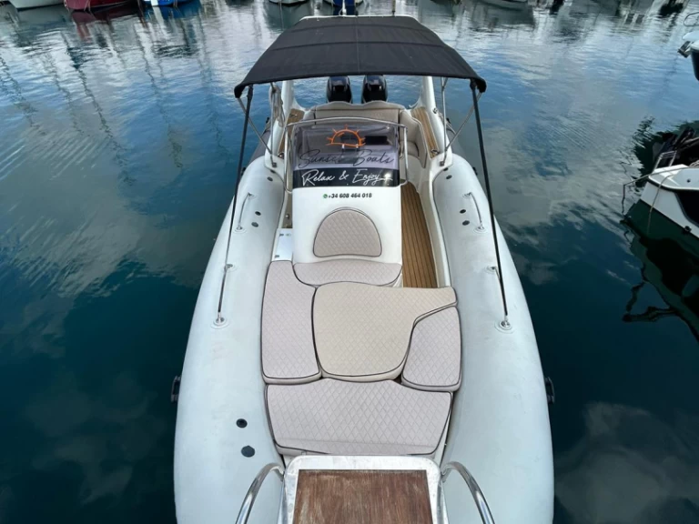 Rent a Zodiac Medline 3 Torrevieja