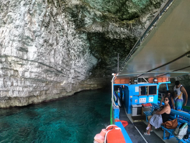 Yacht charter Mellieħa cheap Luzzu 38 feet